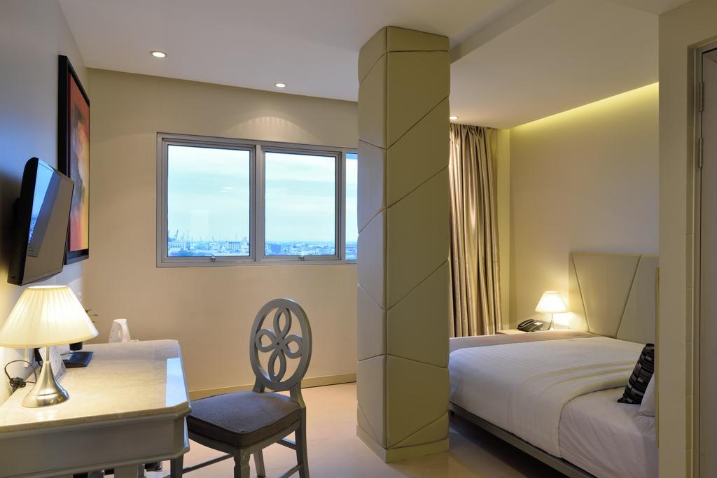 Gajahmada Avara Boutique Hotel Pontianak Luaran gambar